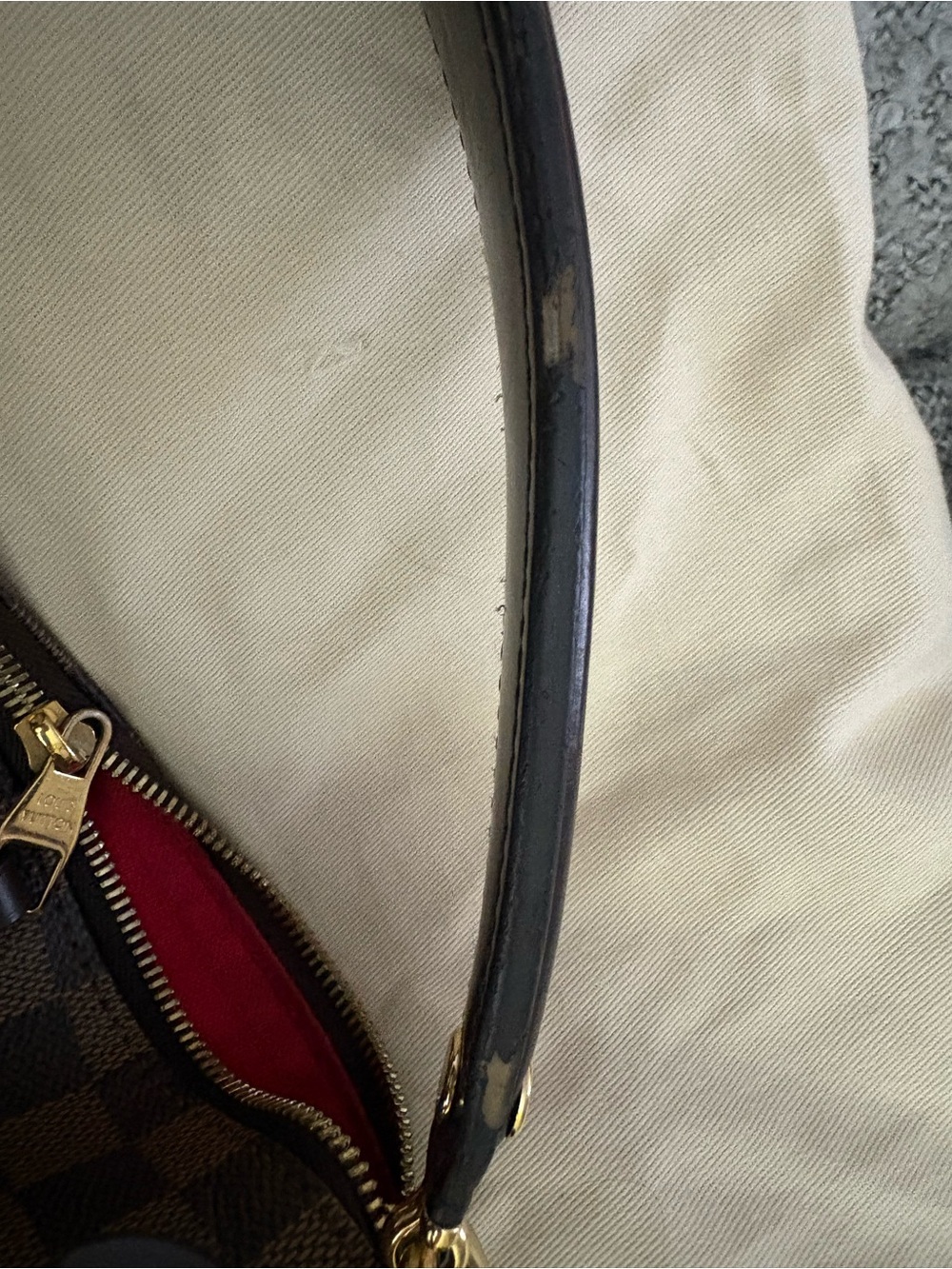 Louis Vuitton Brown Damier Ebene Shoulder Bag with Red Accent - Picture 3 of 6